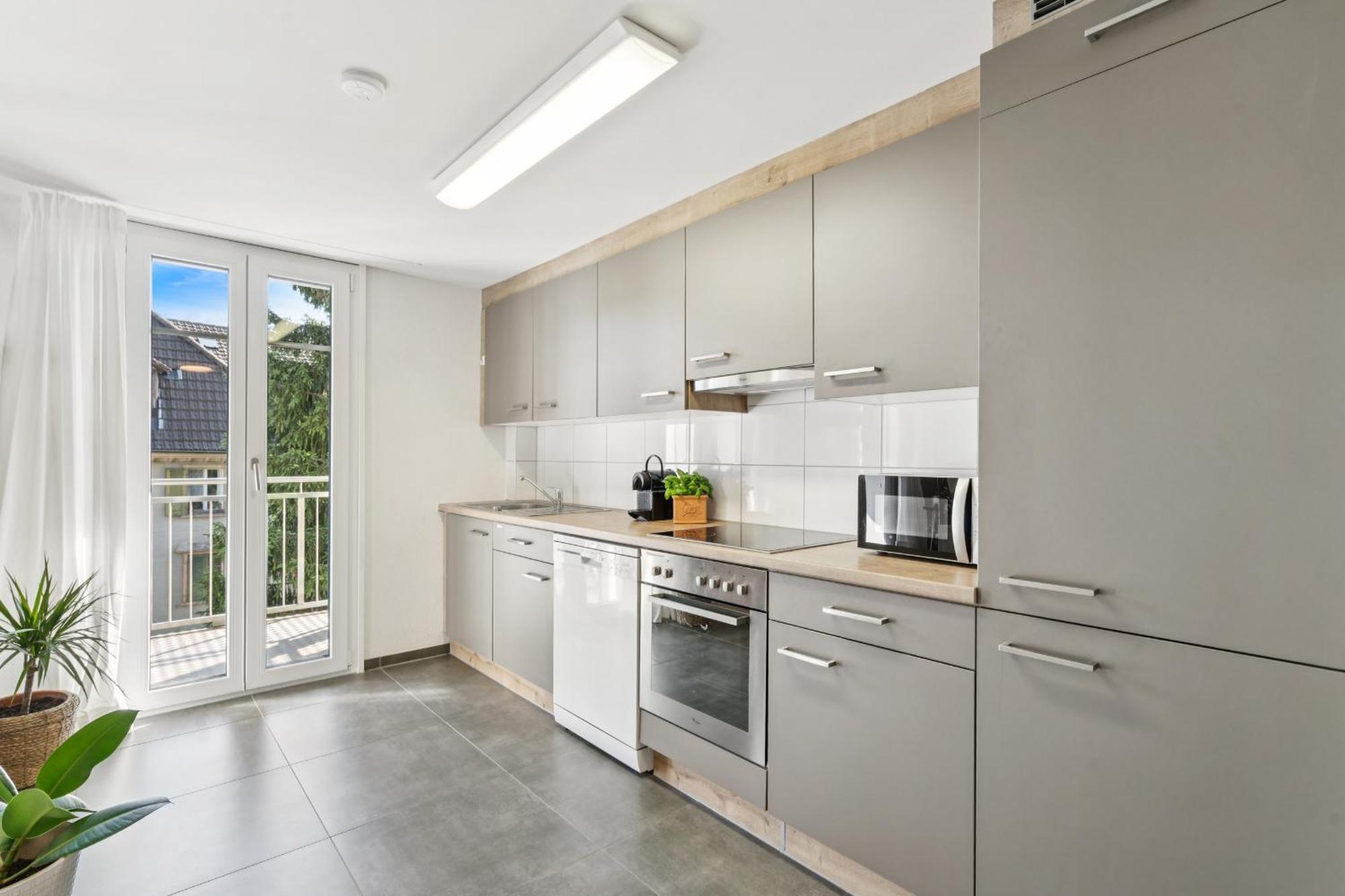 Klara 1022 - Olma, Spital, Uni St- Gallen *